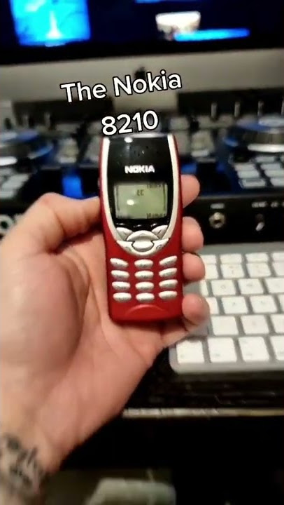 Another Retro Phone - The Nokia 8210 #nokia #nokia8210 #nostalgia