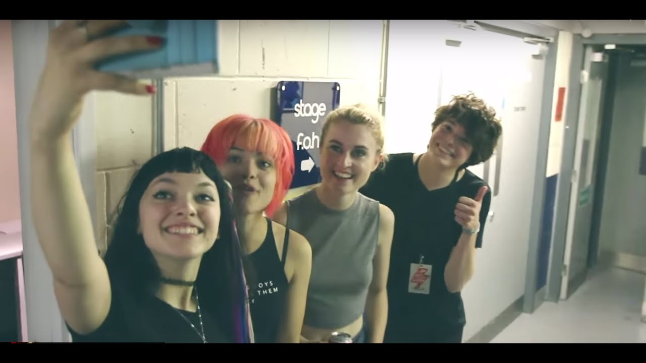 Hey Violet - You Don't Love Me Like You Should (Live in London)