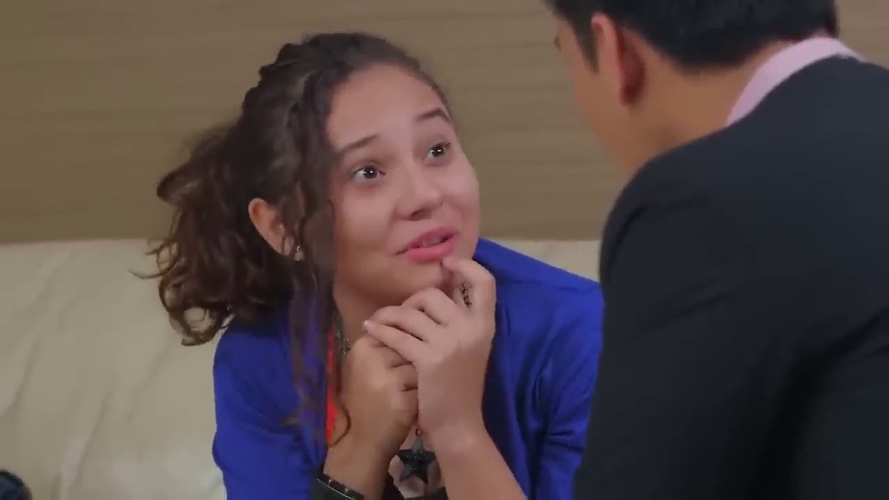 FTV LARASATI NUGROHO TERBARU - CINTA DARURAT BOS TAMPAN DENGAN CEWEK DI JALANAN