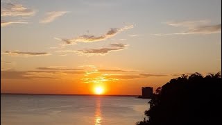 ☀️ Nossa tarde (organizei o quarto e troquei os móveis de lugar).