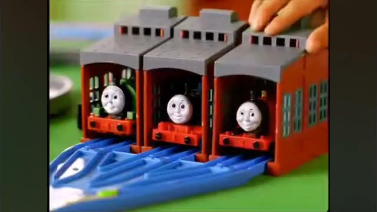 Реклама про Паровозика Томаса и его друзей от Tomy (перевод) - YouTube