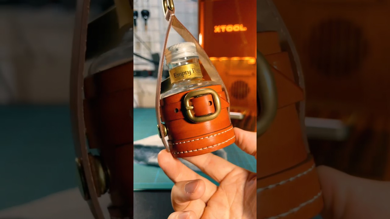 Transmuting a Bottle into a Potion. / xTool F2