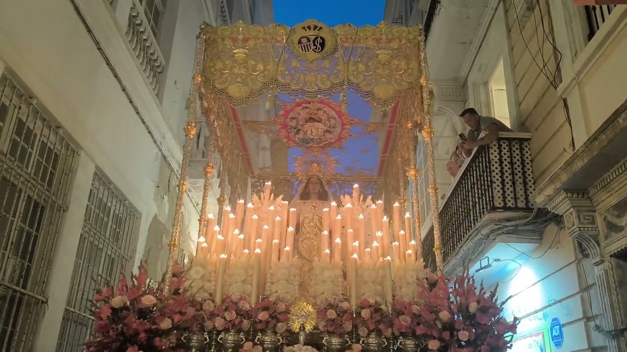 Salida procesiónal Virgen de Merced Parte 2 glorias Cádiz 2025