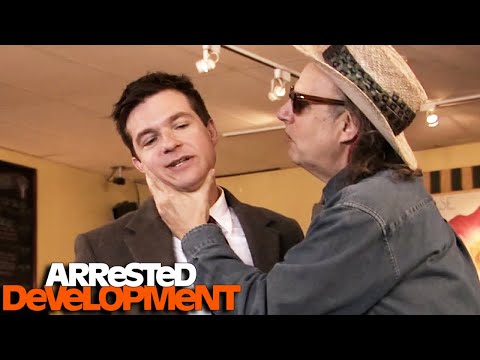 Michael Meets Uncle Oscar - Arrested Development