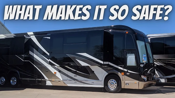 Tour of 2021 Prevost Emerald Coach quad slide with...