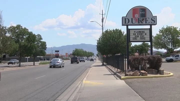 Albuquerque leaders want to relax zoning laws on Menaul to spur development