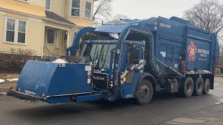 Republic Services 2204-4094 ~ Mack LR McNeilus Atlantic Series Curotto Can Front Loader