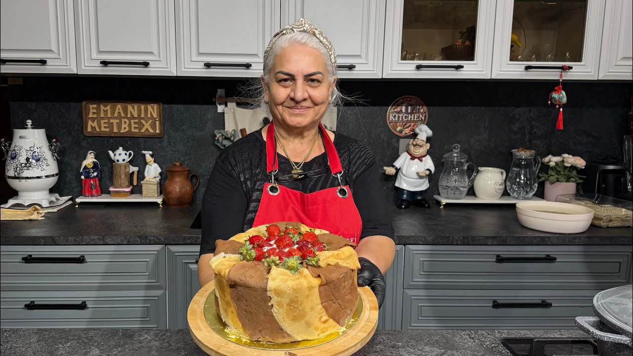 Çiyələkli, Bananlın Blinçik Tortu | Resept 