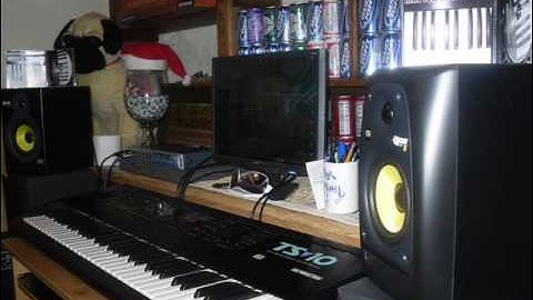 Hmong Music Master Keyboard    " Studio "  using SONAR 8