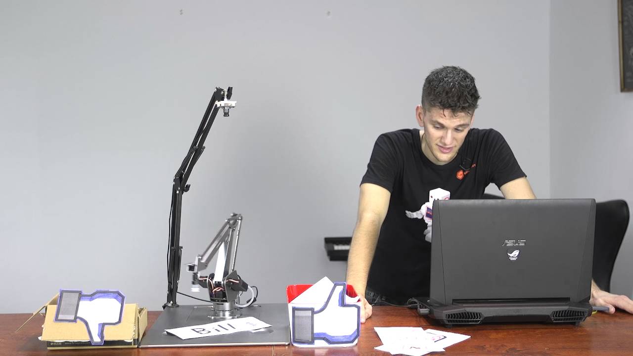 robotic arm with computer vision