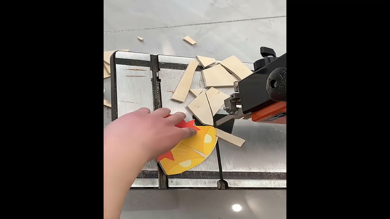 WOODWORKING SKILLARTS. 