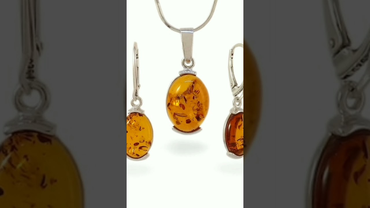  Vintage Amber necklace pendant and earrings set