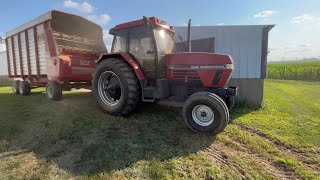 Unloading chopped straw! 