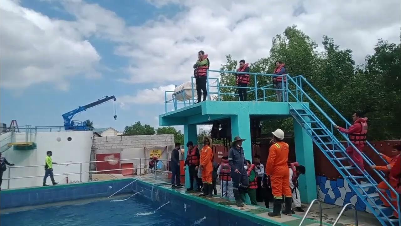 BT or SOLAS TRAINING GLOBE MARITIME TRAINING CENTER. MANILA. credit