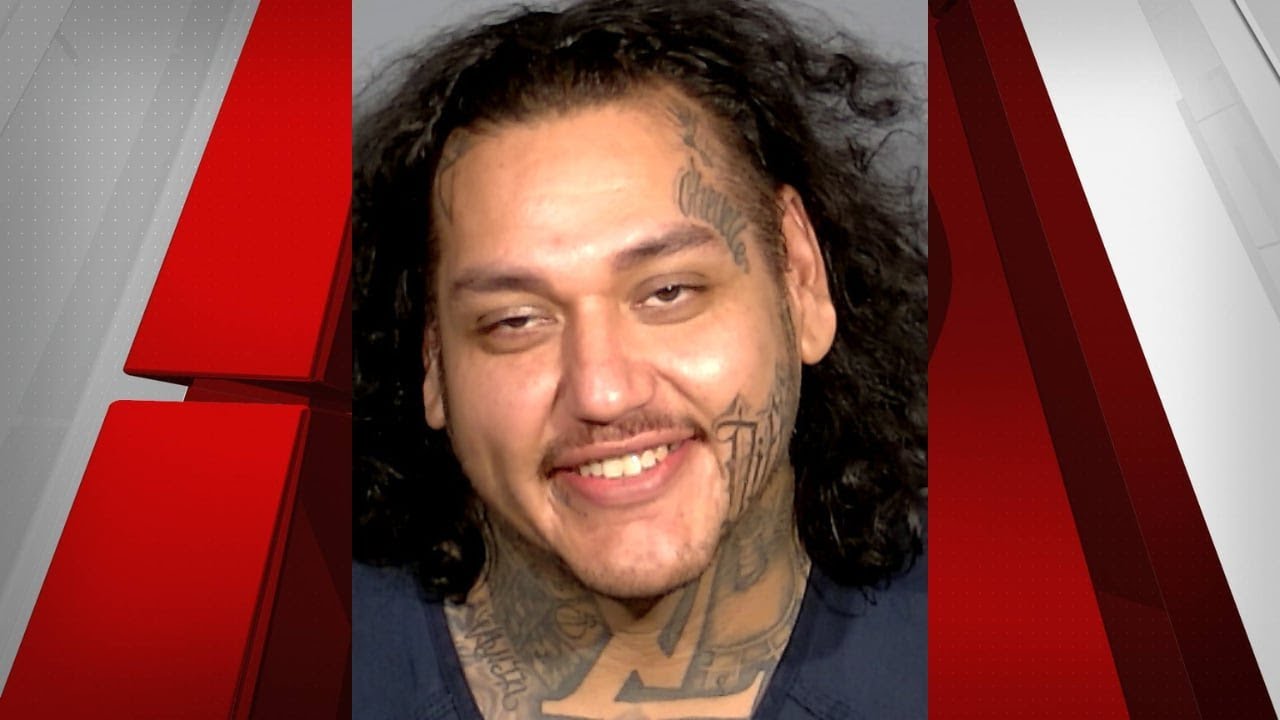 Report: Las Vegas security guard shot in head after robbery