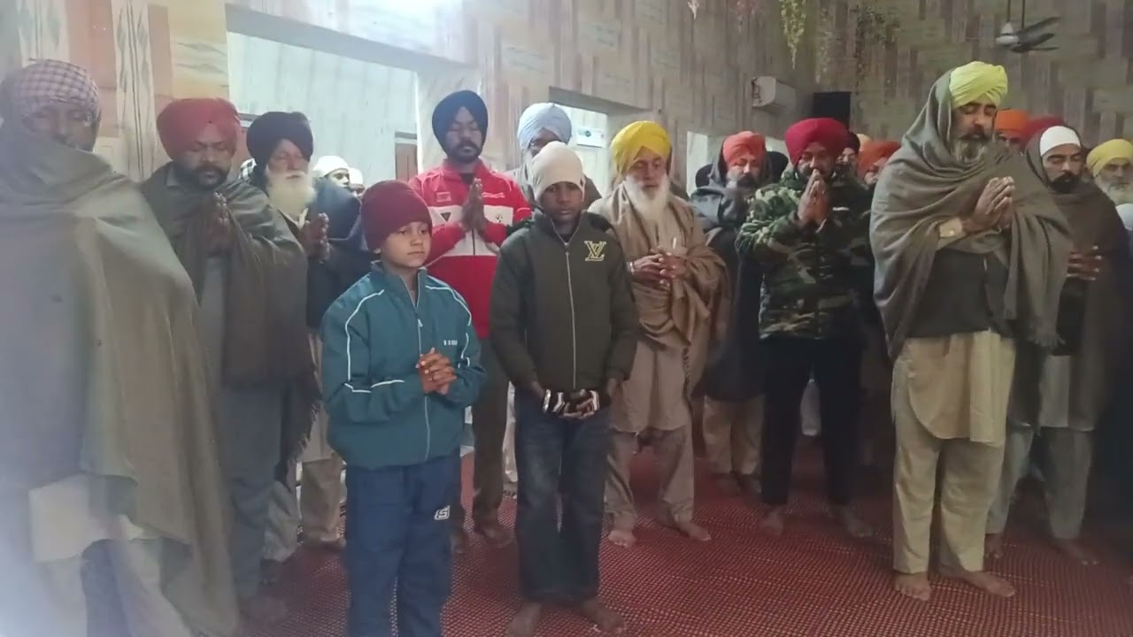 ਮਾਘ ਮਹੀਨੇ ਦੀ ਸੰਗਰਾਂਦ ਮਨਾਉਂਣ ਸਮੇ ਅਰਦਾਸ ਵਿੱਚ ਸ਼ਾਮਲ ਸੰਗਤਾਂ ਭਾਗੀਵਾਂਦਰ। ।