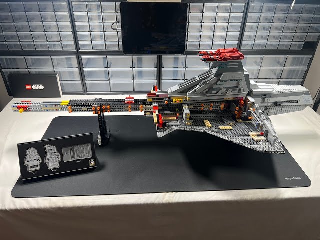 LEGO Star Wars VENATOR Comparison! (8039 vs 75367