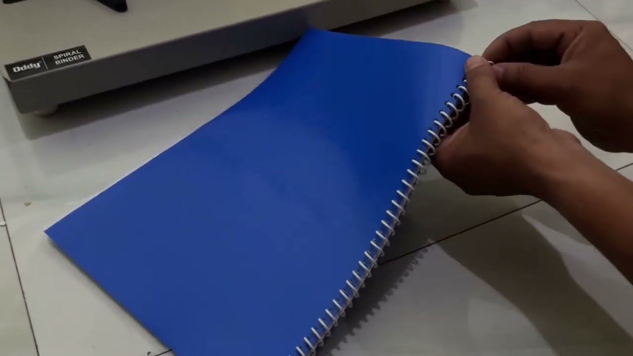 How to use spiral binding machine and how to make a spiral book | spiral binding kaise karte