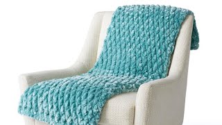 Crochet Seriously Snuggly Blanket | EASY | The Crochet Crowd