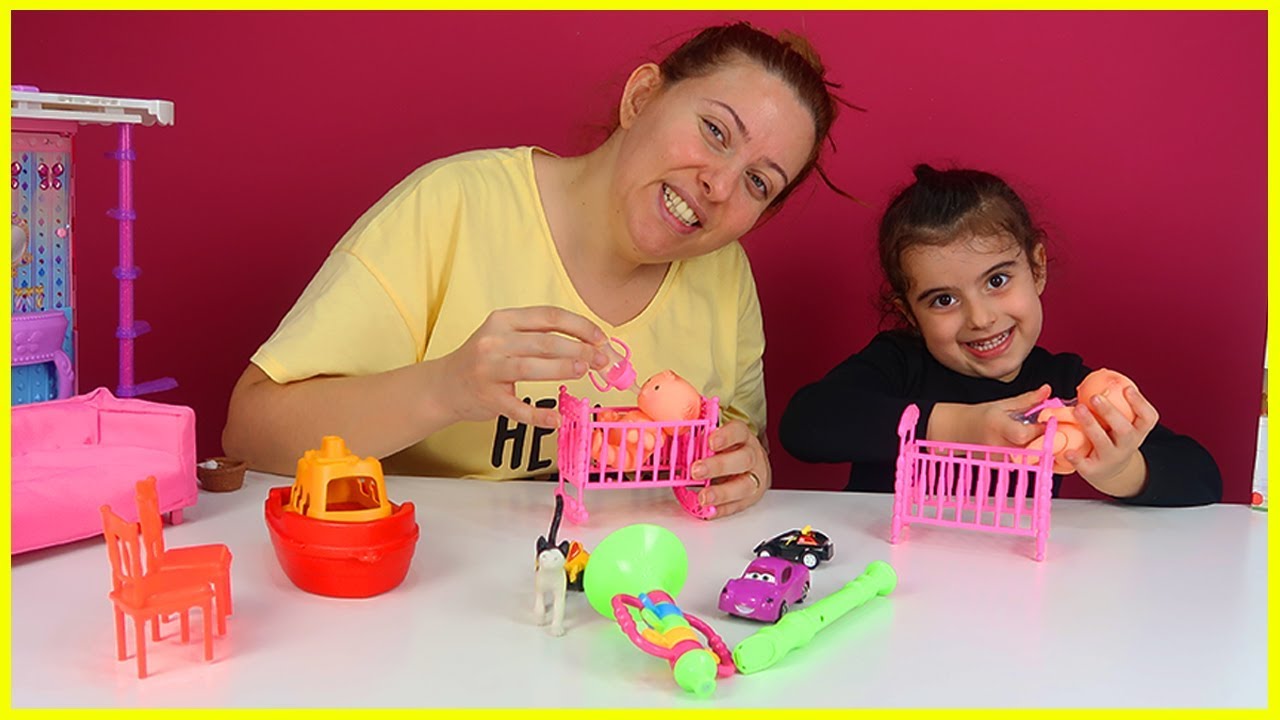 Rüya ile Bebekleri Uyuttuk, Bebek Bakma Oyunları Oynadık YouTube