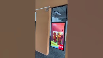 Window Facing High Brightness Digital Signage