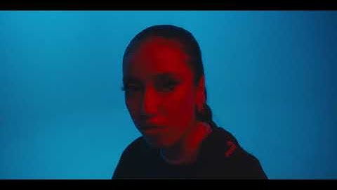 NAYANA IZ - partner in crime (Official Video)