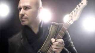 Video thumbnail of "Demir Demirkan - İstemek Yetmedi"