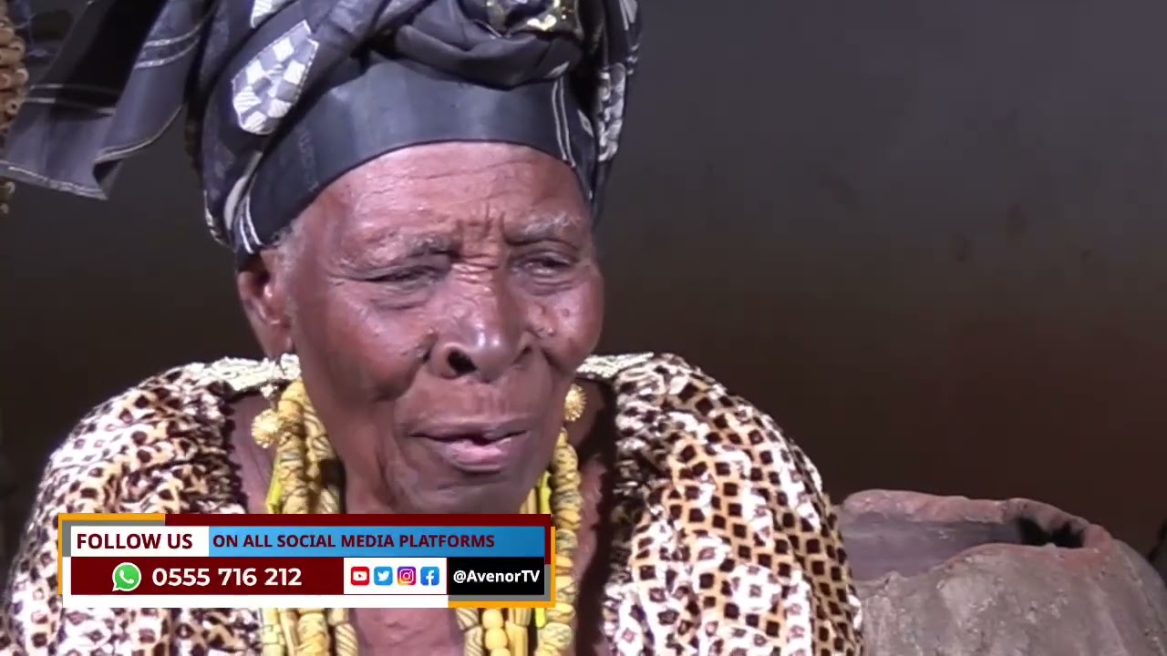 Tsitsiawo Ƒe Xotutu with Madam Josphine Dufe from Keta-Dzelukorpe in the Volta Region