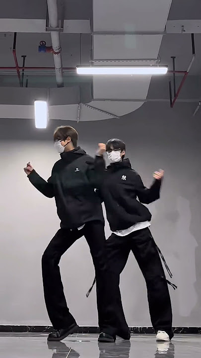 Lee Heeseung Trend Dance #dance #douyin #enhypen #heeseung #maxoazo #heeseungenhypen #shorts #china