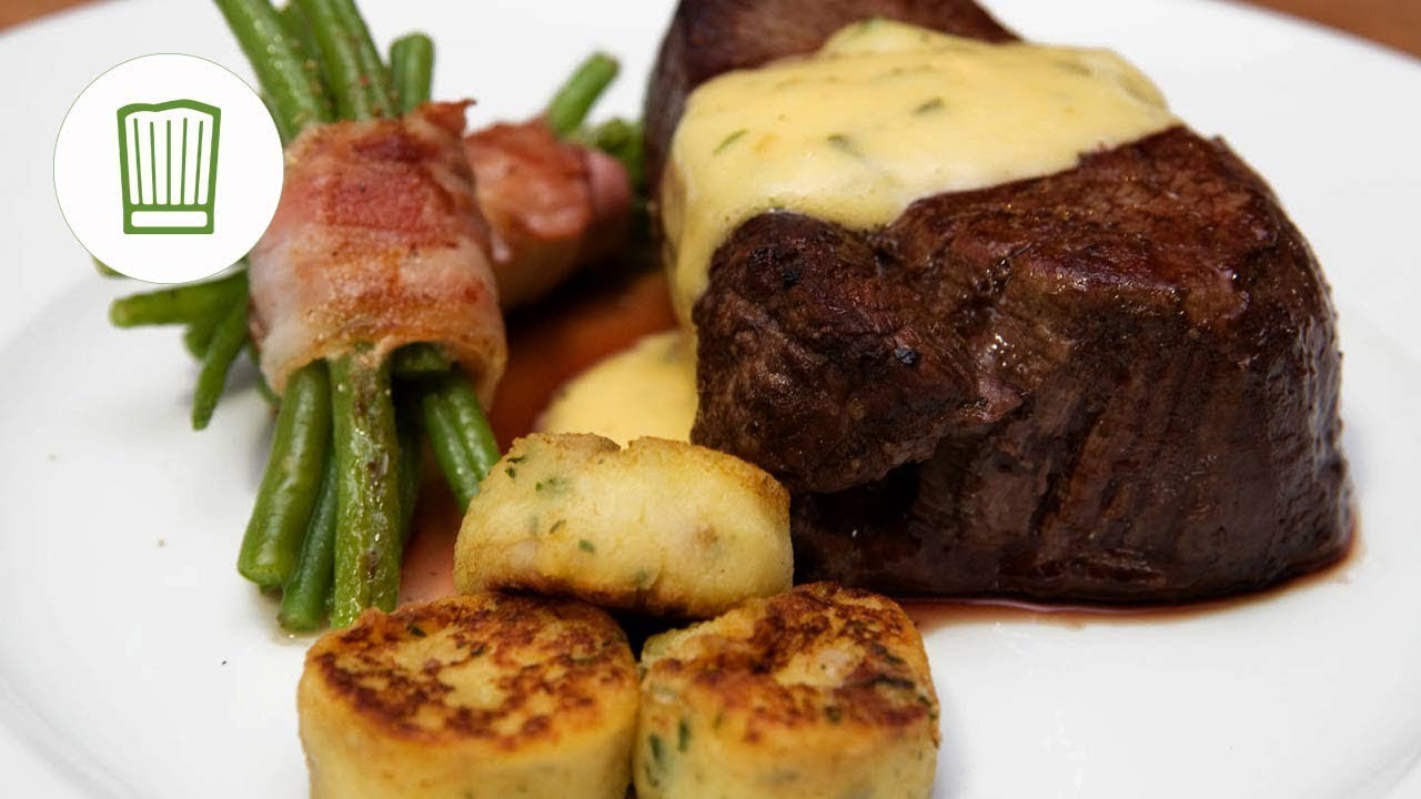 Steak mit Speckbohnen, Macaire Kartoffeln und Sauce | - YouTube