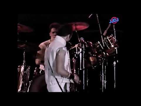 THE CLASH :