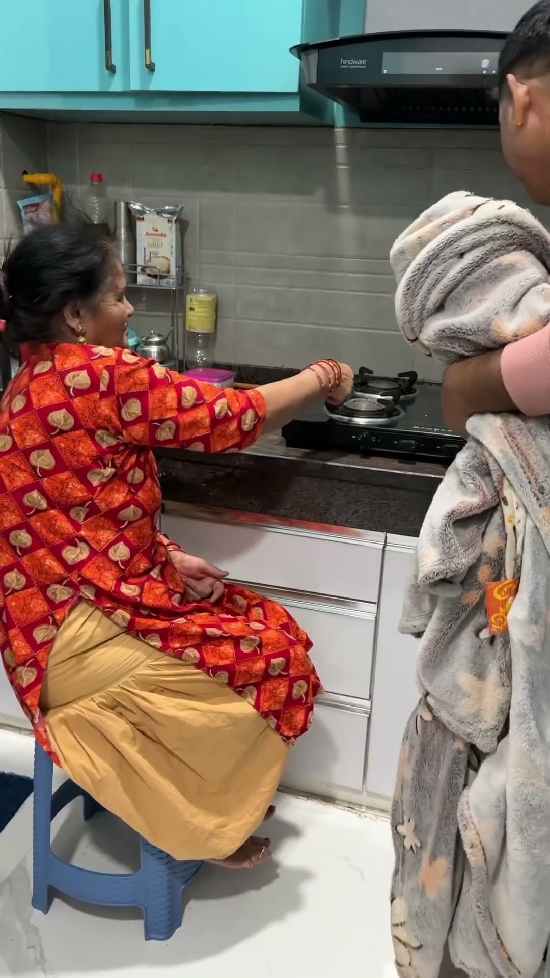 Lighting the gas with blanket rub experiment