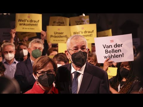 Austria al voto, favorito il presidente uscente Alexander Van der Bellen