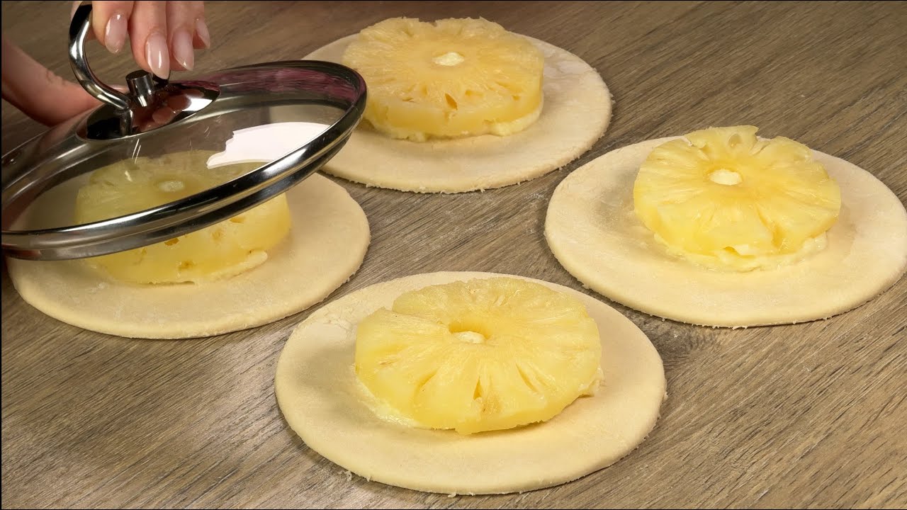 Ein neues Weihnachts-Dessert in 15 Minuten! Nur Ananas und Blätterteig! 🎄