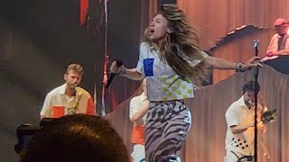 Lauren Daigle singing new song Turbulent Skies at T-Mobile Center in Kansas City, MO 10/26/23