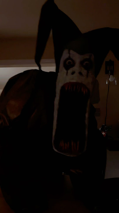 TRY NOT TO SCREAM!! [PT.1] #scary #horrorshorts #halloween