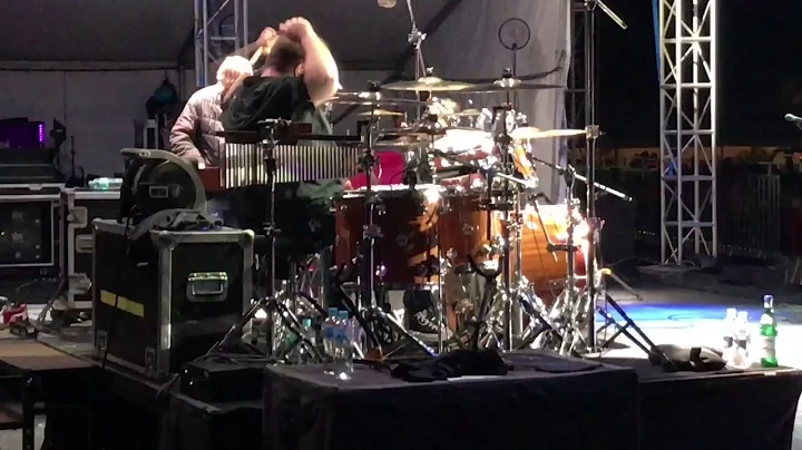 Ed Toth Doobies Brothers Live Adelaide 9 April 201...