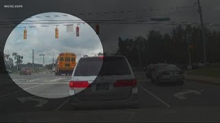 Short yellow lights common in Charlotte, engineer says