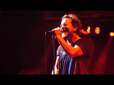 Pearl Jam - Black Sept 2, 2018 Fenway Park Boston Full show preview