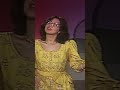 عزيزه جلال مستنياك وانا دايبه يا عيني من الفراق