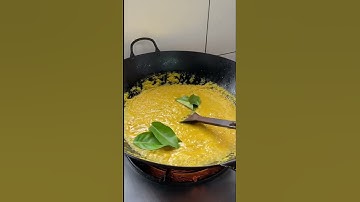 Thumbnail of RESEP AYAM GORENG LENGKUAS ENAK GURIH DAN EMPUK #kuliner #shorts