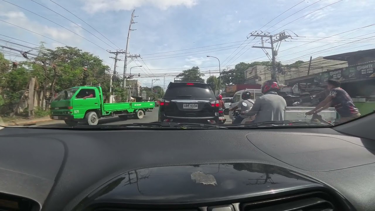 Short drive from Consolacion to Liloan but this is just so boring as it was traffic