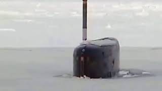 Экстренные всплытия подводных лодок во льдах.