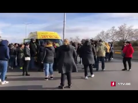 76-ე ბაღის აღსაზრდელთა მშობლებმა საავტომობილო გზა გადაკეტეს
