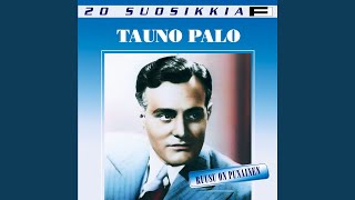 Video thumbnail of "Tauno Palo - Pieni sydän"