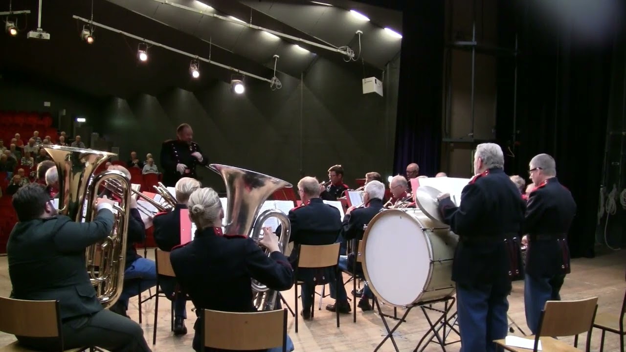 8. Regiments Musikkorps - Bataille March