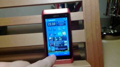 Nokia N8 home screen swipe