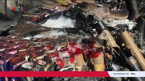 Hà Nội: Sau tiếng nổ lớn, căn nhà 4 tầng bốc cháy khiến 2 người tử vong | VTV24