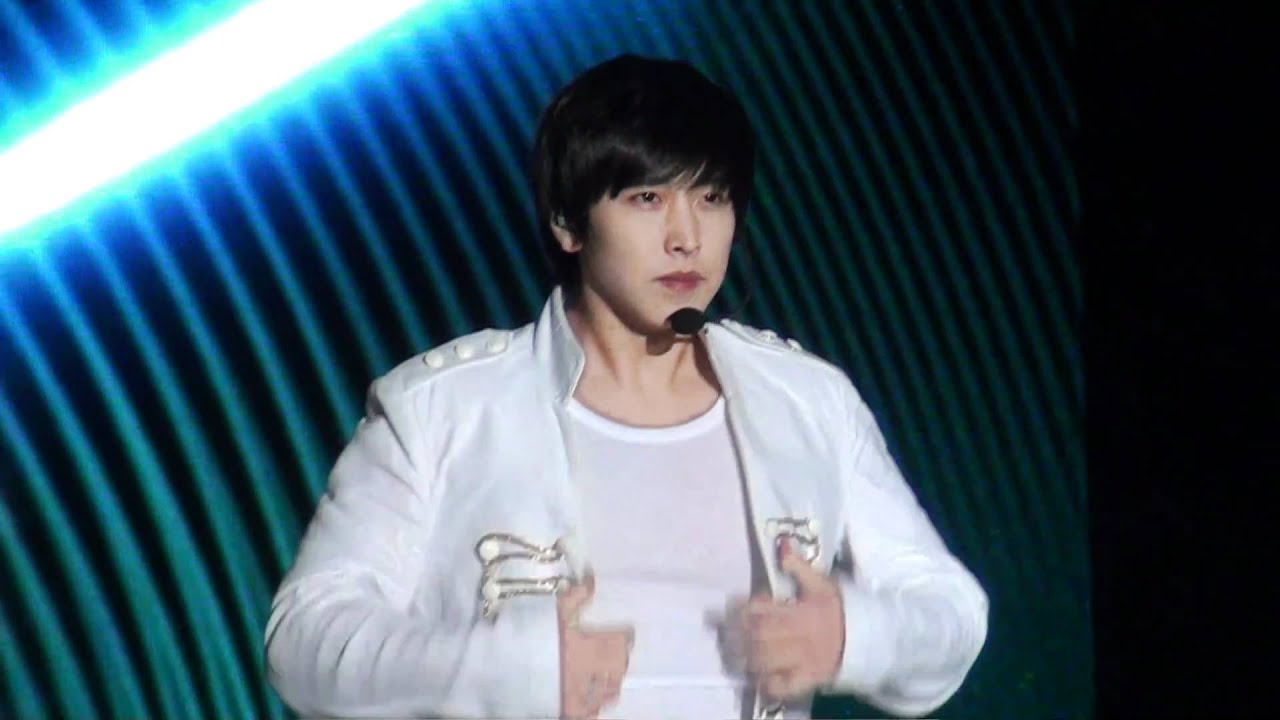 [fancam] 101225 Super Junior SS3 in Guangzhou 『 SORRY,SORRY 』 Forcus Sungmin