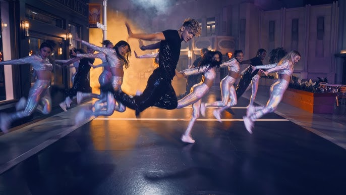 BreakTudo on X: Now United lança Dance Video oficial para Paradise com  participação de Unitters e vídeo supera 125 mil visualizações no  em  menos de 10 minutos. O grupo já possui